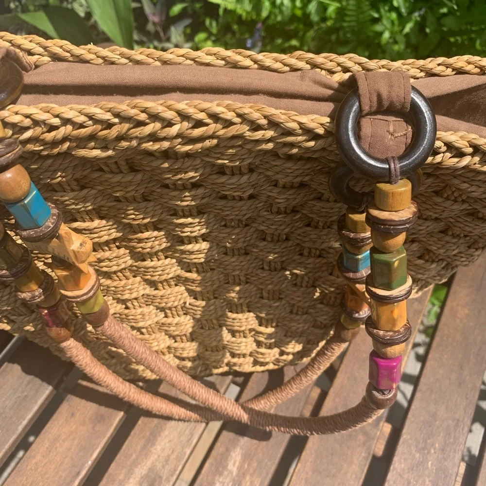 Beautiful Woven Cappelli Bag with 🐈 and Other Decorative Beads